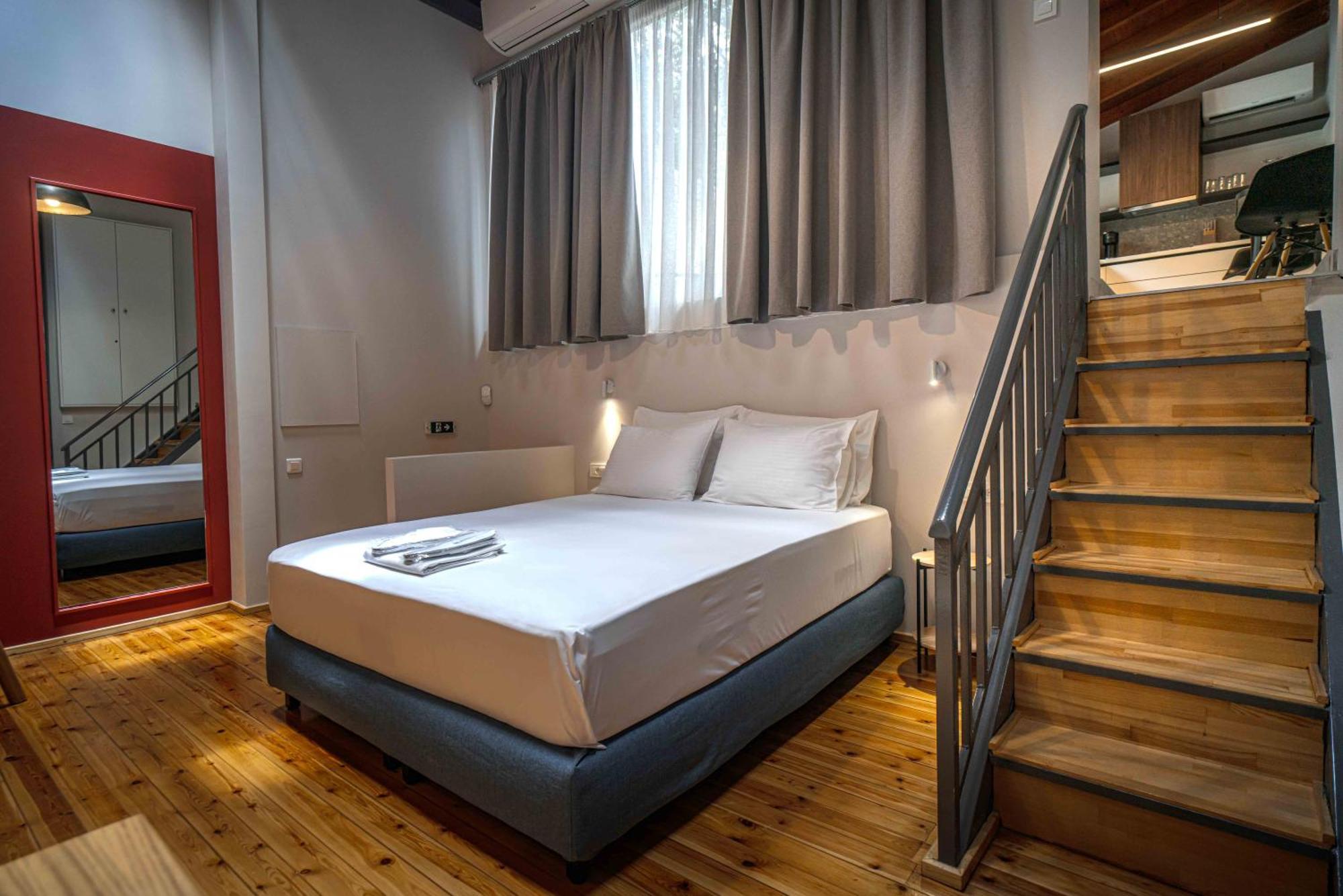 Belle Athenes - Luxury Rooms At Monastiraki Railway Station Atenas Exterior foto