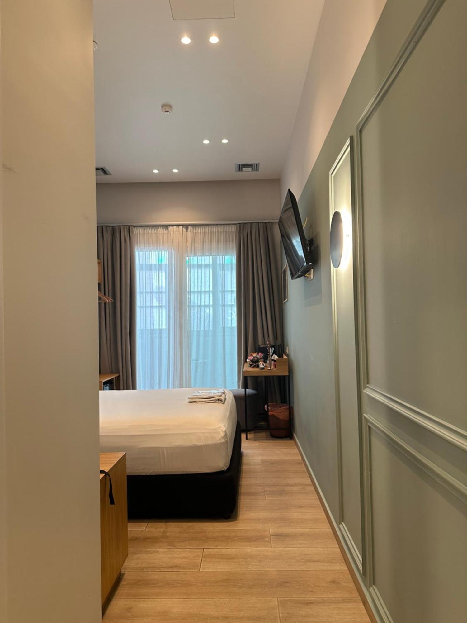 Belle Athenes - Luxury Rooms At Monastiraki Railway Station Atenas Exterior foto