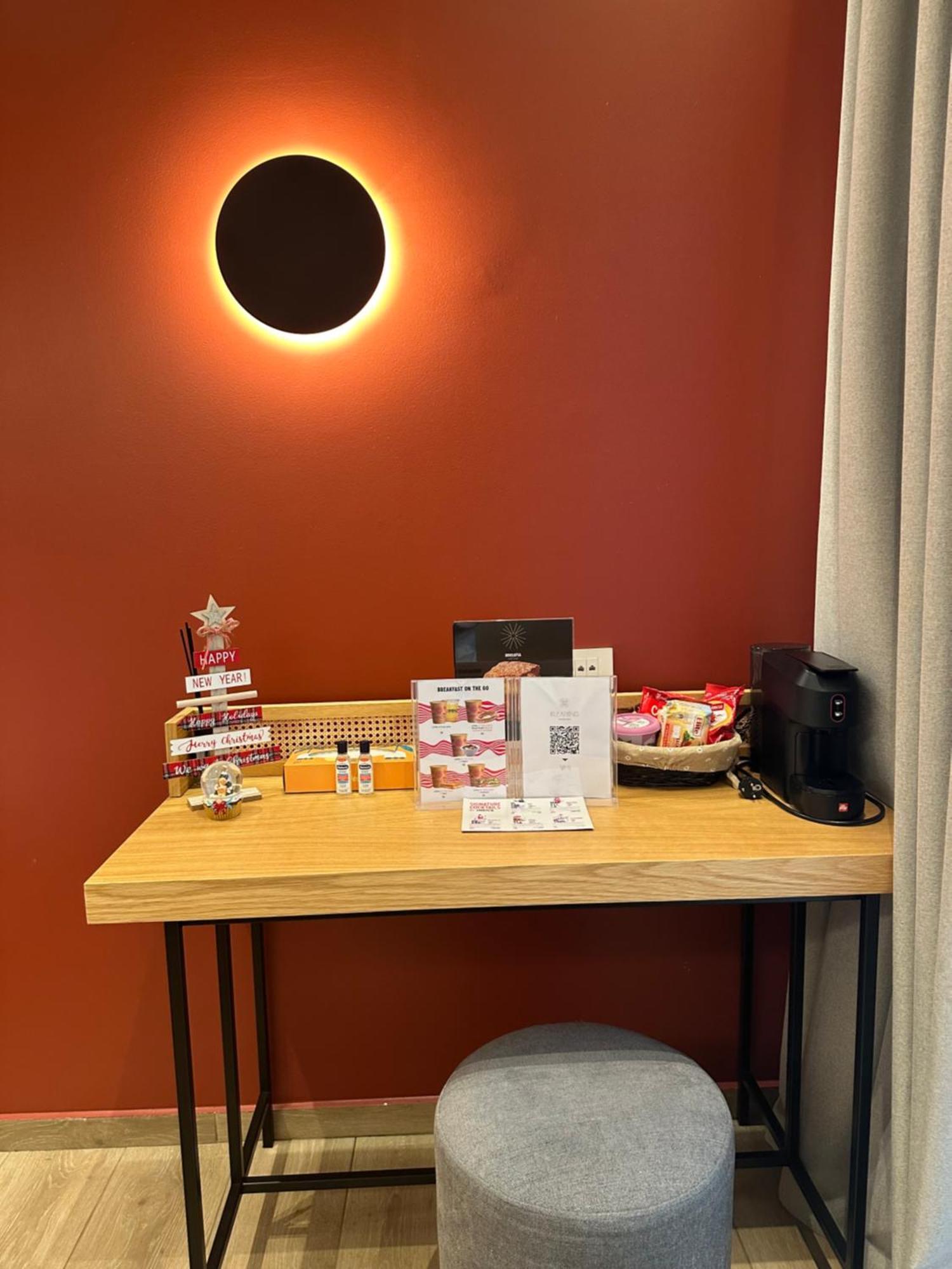 Belle Athenes - Luxury Rooms At Monastiraki Railway Station Atenas Exterior foto