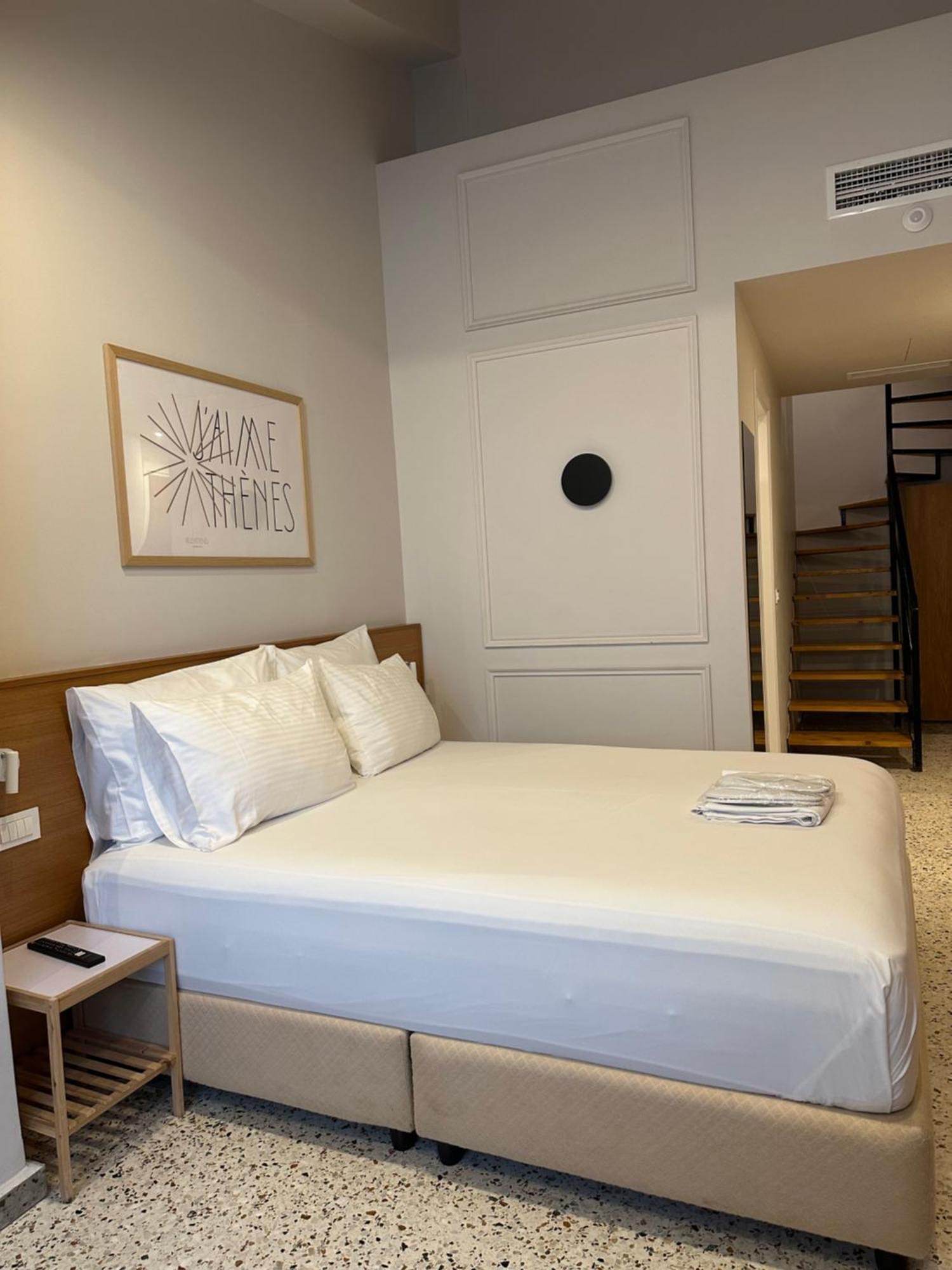 Belle Athenes - Luxury Rooms At Monastiraki Railway Station Atenas Exterior foto