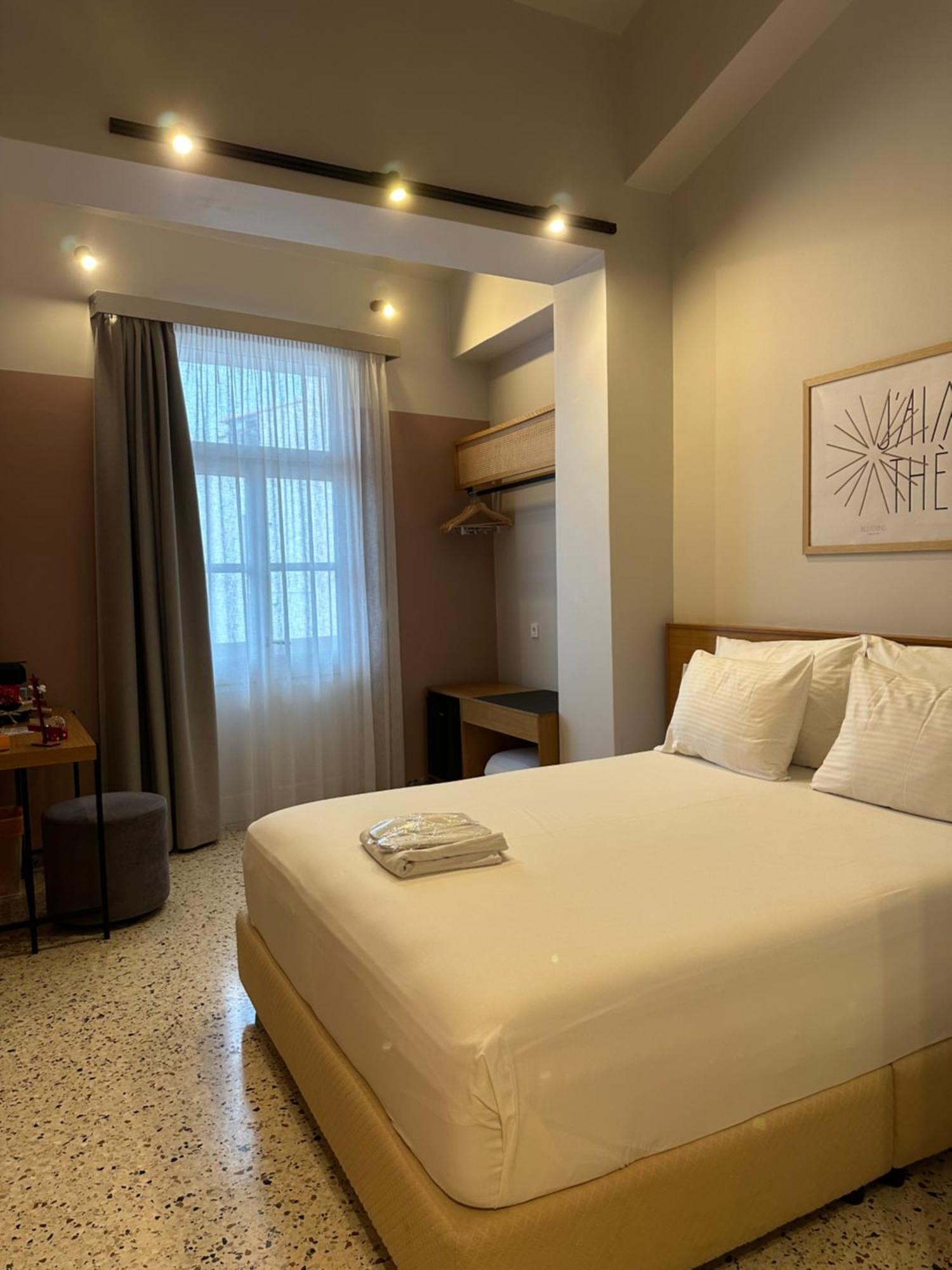 Belle Athenes - Luxury Rooms At Monastiraki Railway Station Atenas Exterior foto