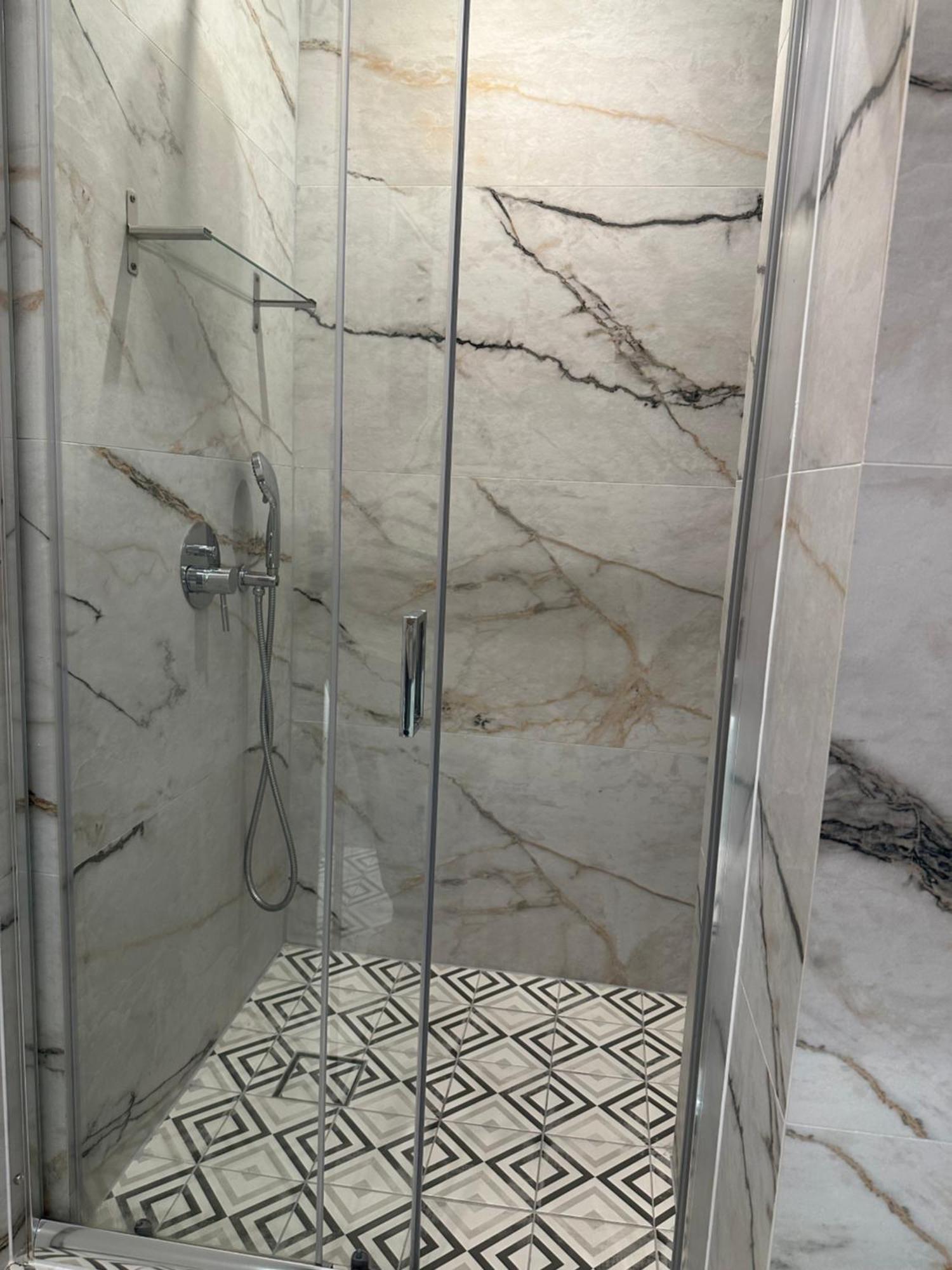 Belle Athenes - Luxury Rooms At Monastiraki Railway Station Atenas Exterior foto